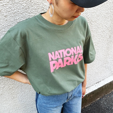画像をギャラリービューアに読み込む, NATIONAL PARKS LOGO Tee | 102606010
